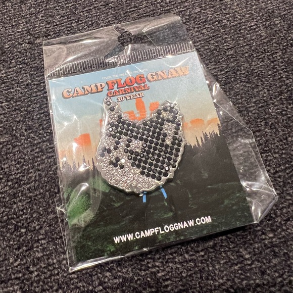 Camp Flog Gnaw Cat Pin - Picture 1 of 2
